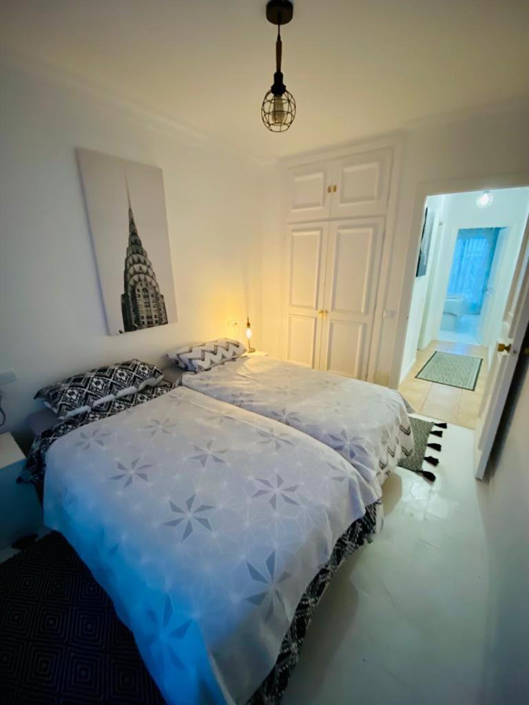 Benamara Gardens Apartment エステポナ エクステリア 写真